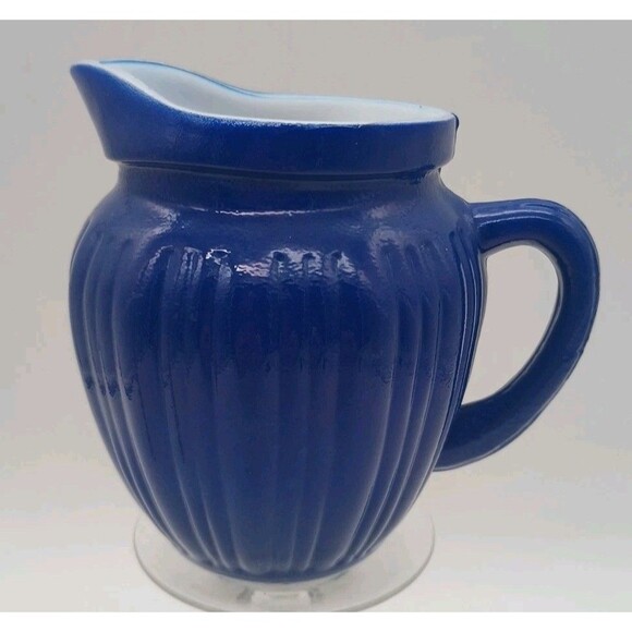 Vtg 1930's Hazel Atlas 4" Ribbed Blue & White Glass Creamer Milk Pitcher - Picture 1 of 7